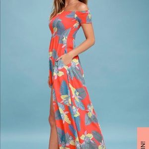 Lulus odd shoulder Maxi dress